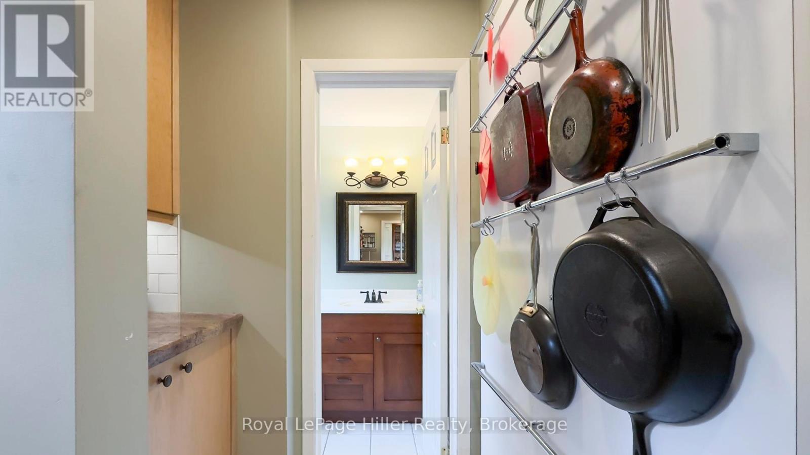 












398 GLENDON ROAD

,
Stratford,




Ontario
N5A6Y7

