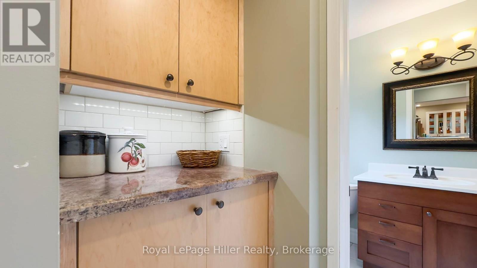 












398 GLENDON ROAD

,
Stratford,




Ontario
N5A6Y7

