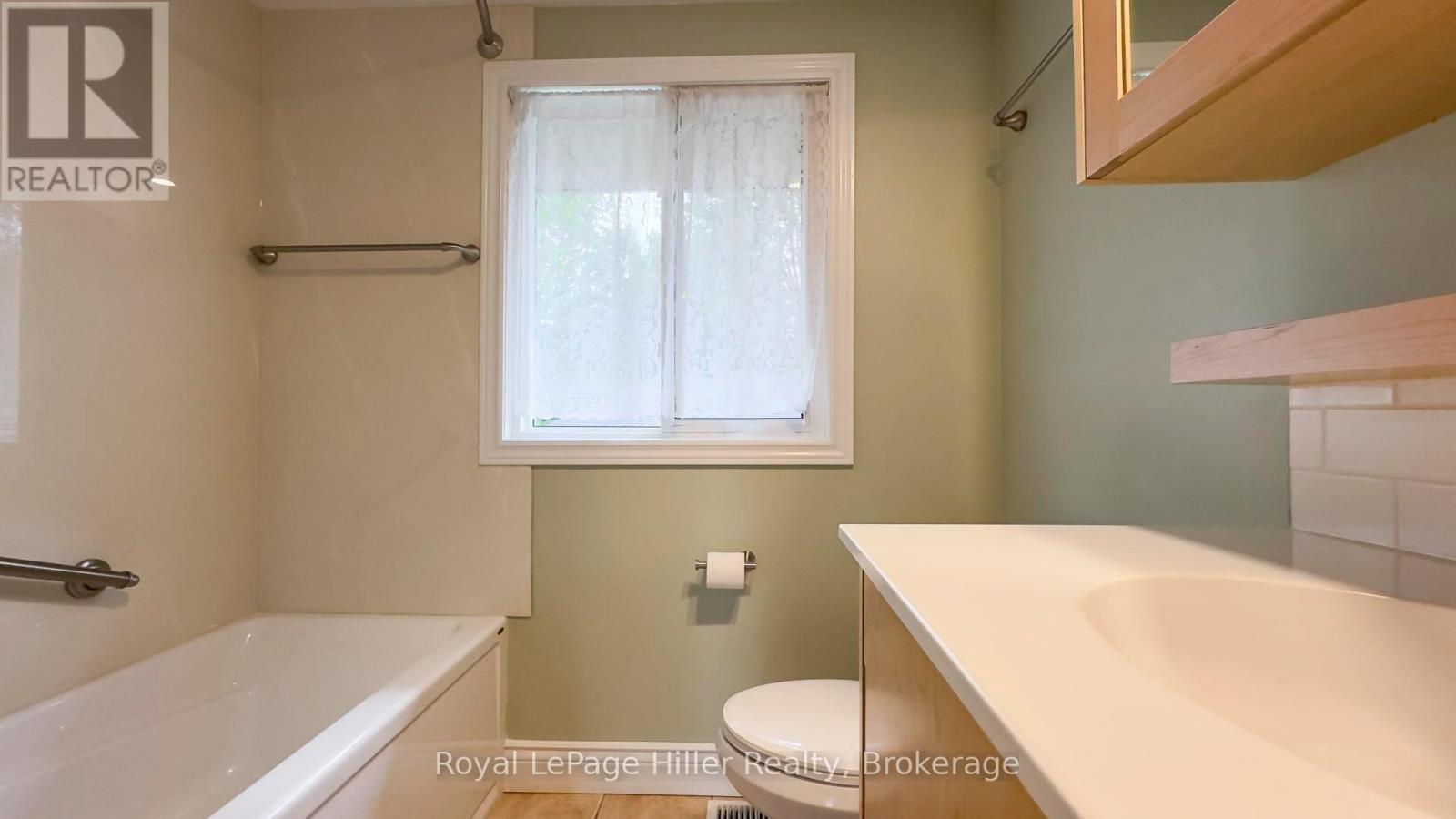 












398 GLENDON ROAD

,
Stratford,




Ontario
N5A6Y7

