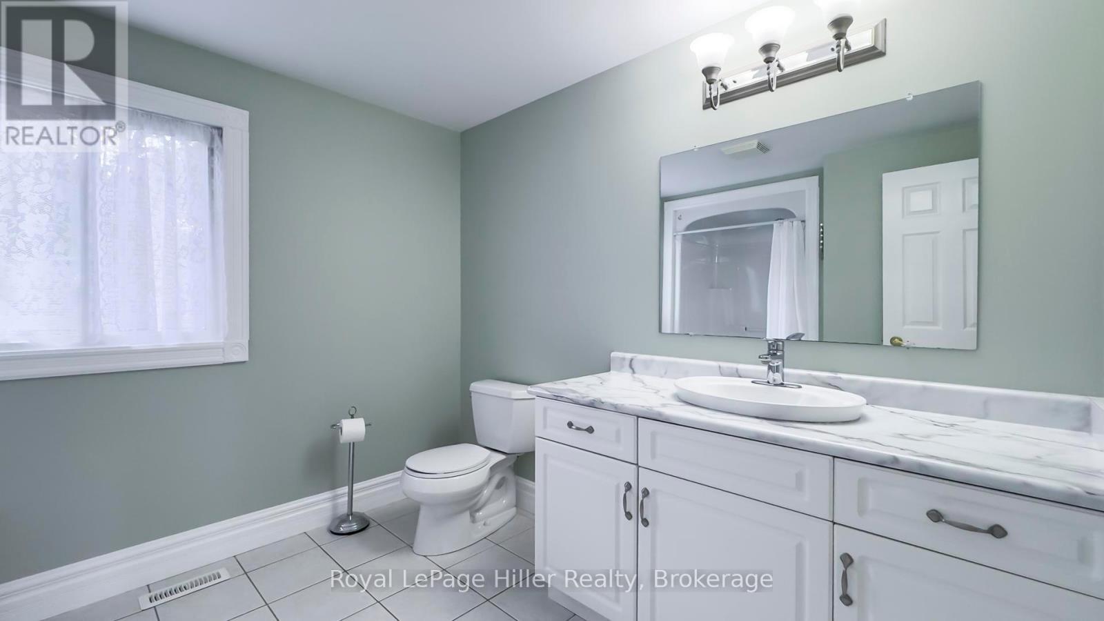 












398 GLENDON ROAD

,
Stratford,




Ontario
N5A6Y7

