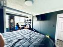 Guest Bedroom, Laminate Floors