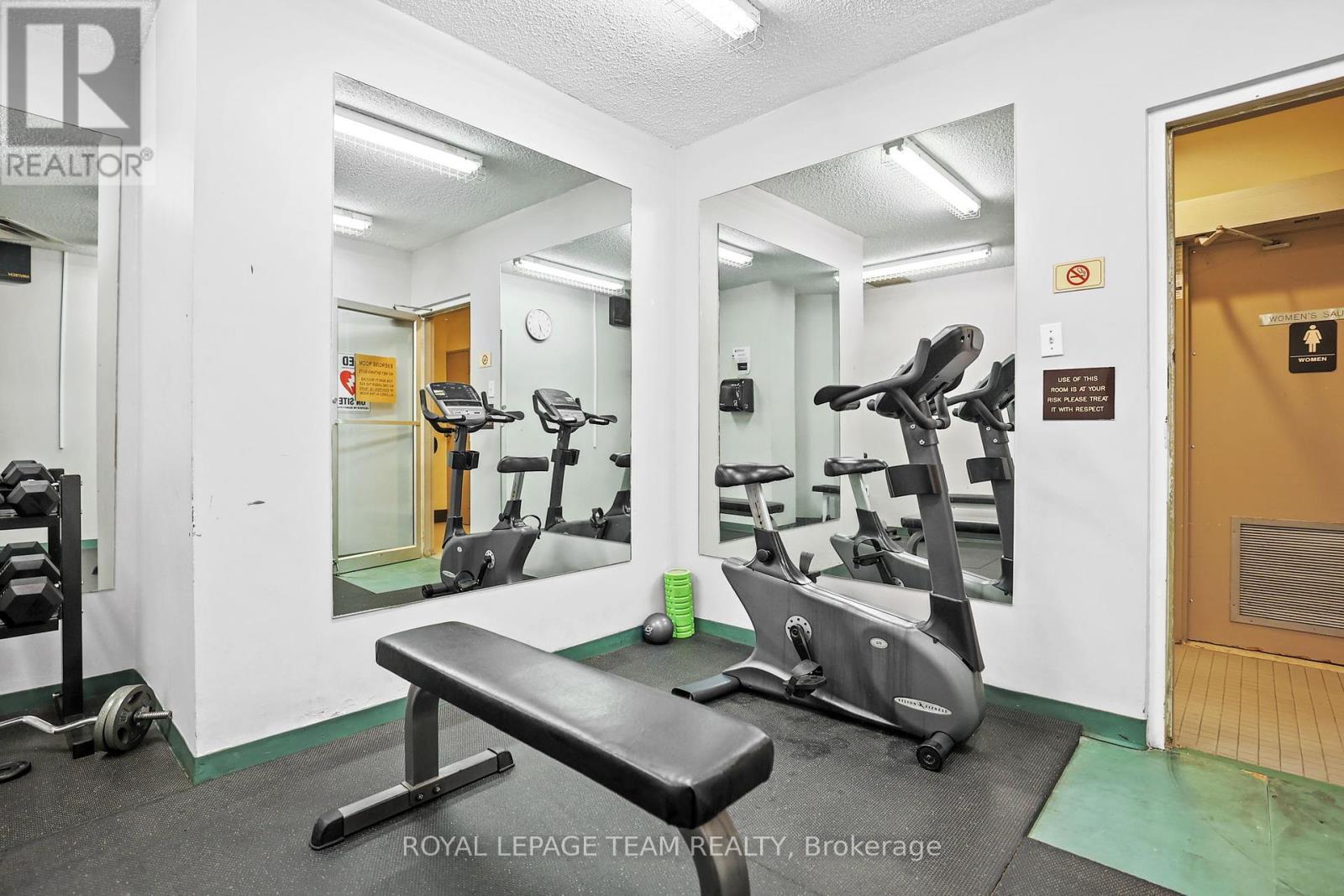 












604 - 530 LAURIER AVENUE W

,
Ottawa,




Ontario
K1R7T1

