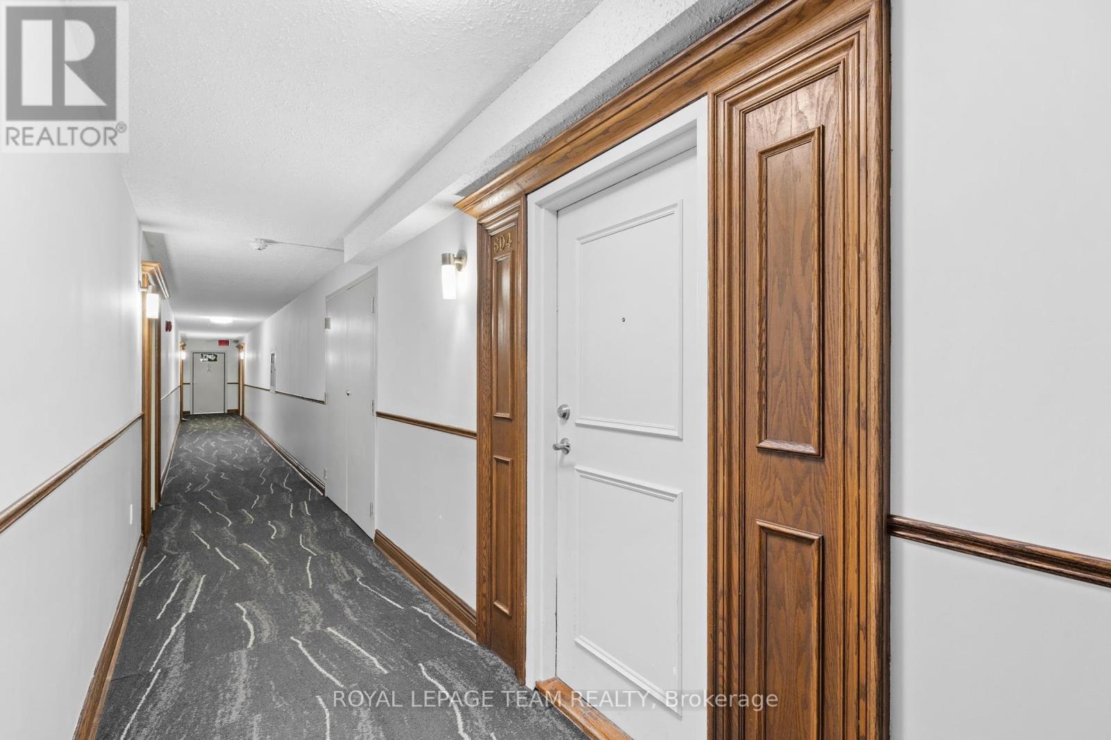 












604 - 530 LAURIER AVENUE W

,
Ottawa,




Ontario
K1R7T1

