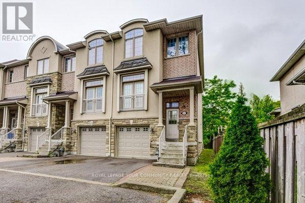 












11 - 9205 BATHURST STREET

,
Richmond Hill,




Ontario
L4C0V9

