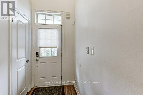 












11 - 9205 BATHURST STREET

,
Richmond Hill,




Ontario
L4C0V9

