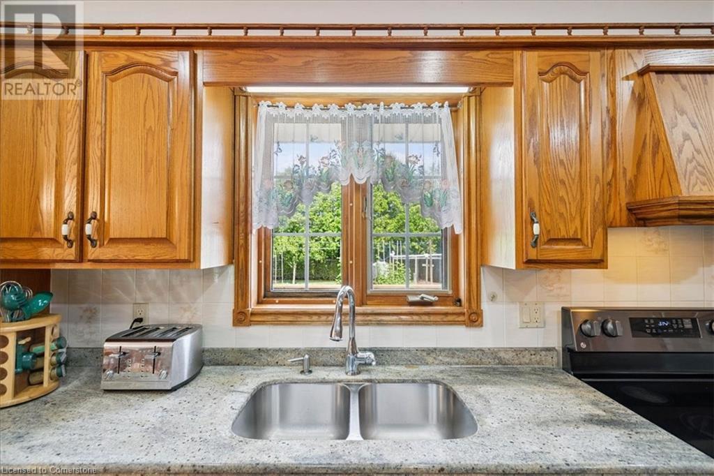 












359 WINDHAM ROAD 13 Road

,
Delhi,




Ontario
N4B2W5

