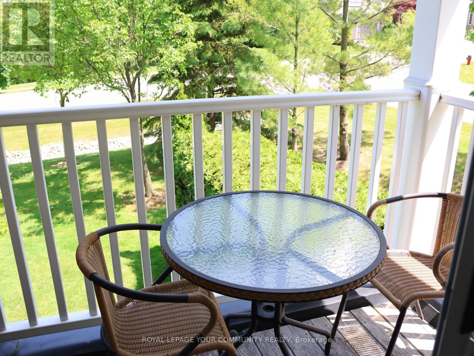 












2 STONECLIFFE CRESCENT

,
Aurora,




Ontario
L4G7Z7

