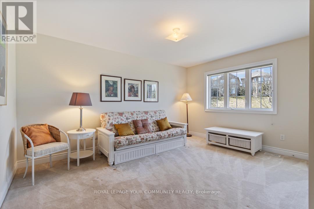 












2 STONECLIFFE CRESCENT

,
Aurora,




Ontario
L4G7Z7

