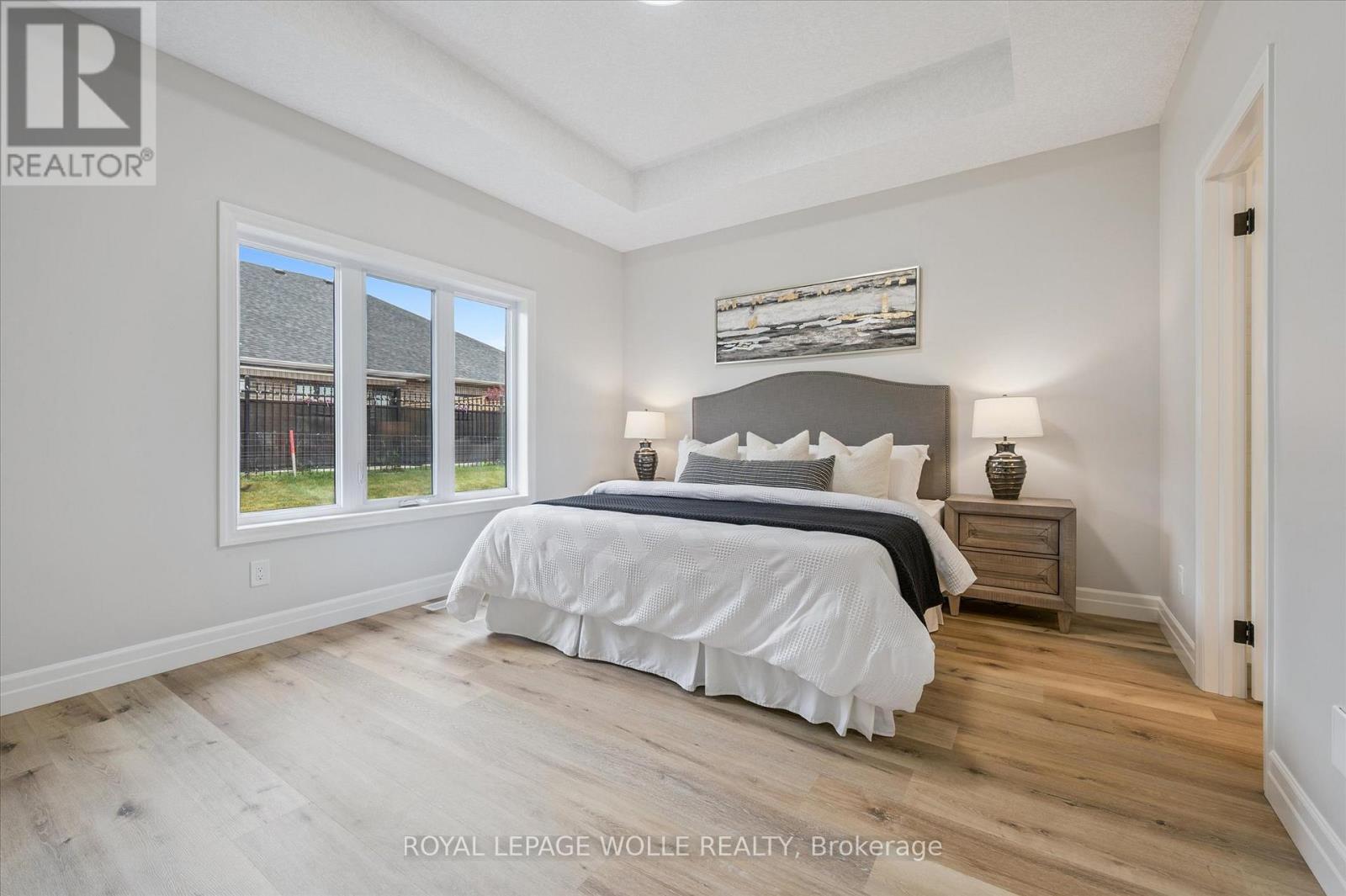 












102 SOUTH PARKWOOD BOULEVARD

,
Woolwich,




Ontario
N3B0E6

