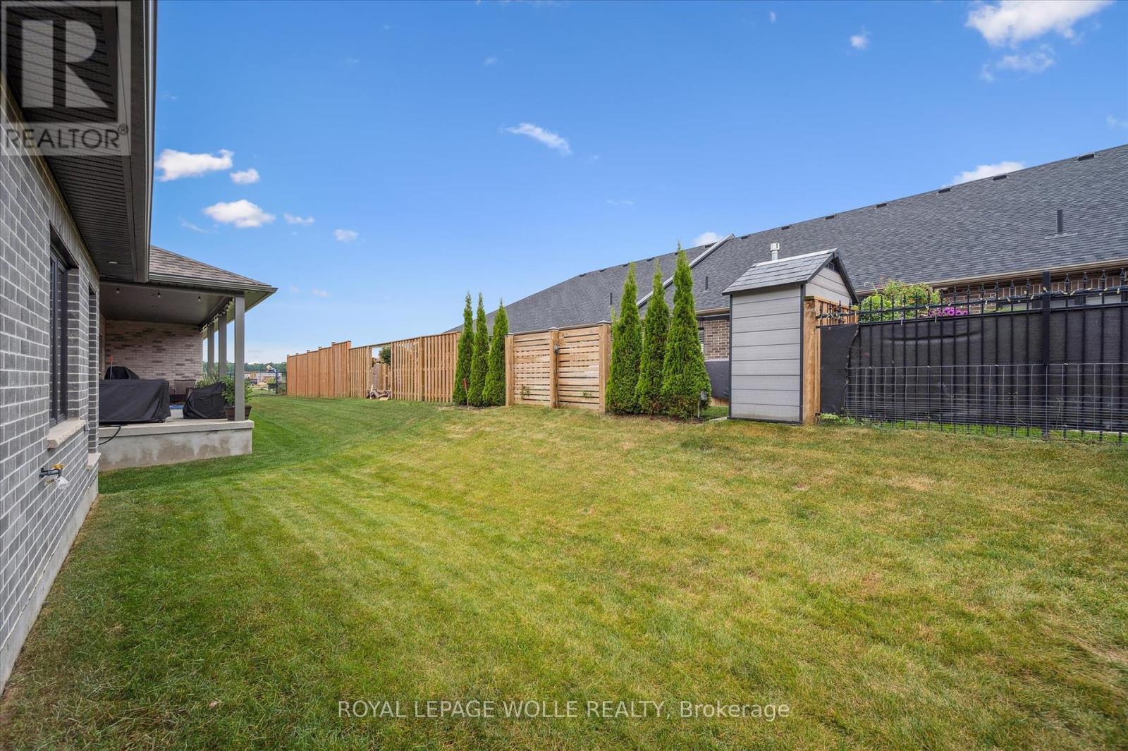 












102 SOUTH PARKWOOD BOULEVARD

,
Woolwich,




Ontario
N3B0E6

