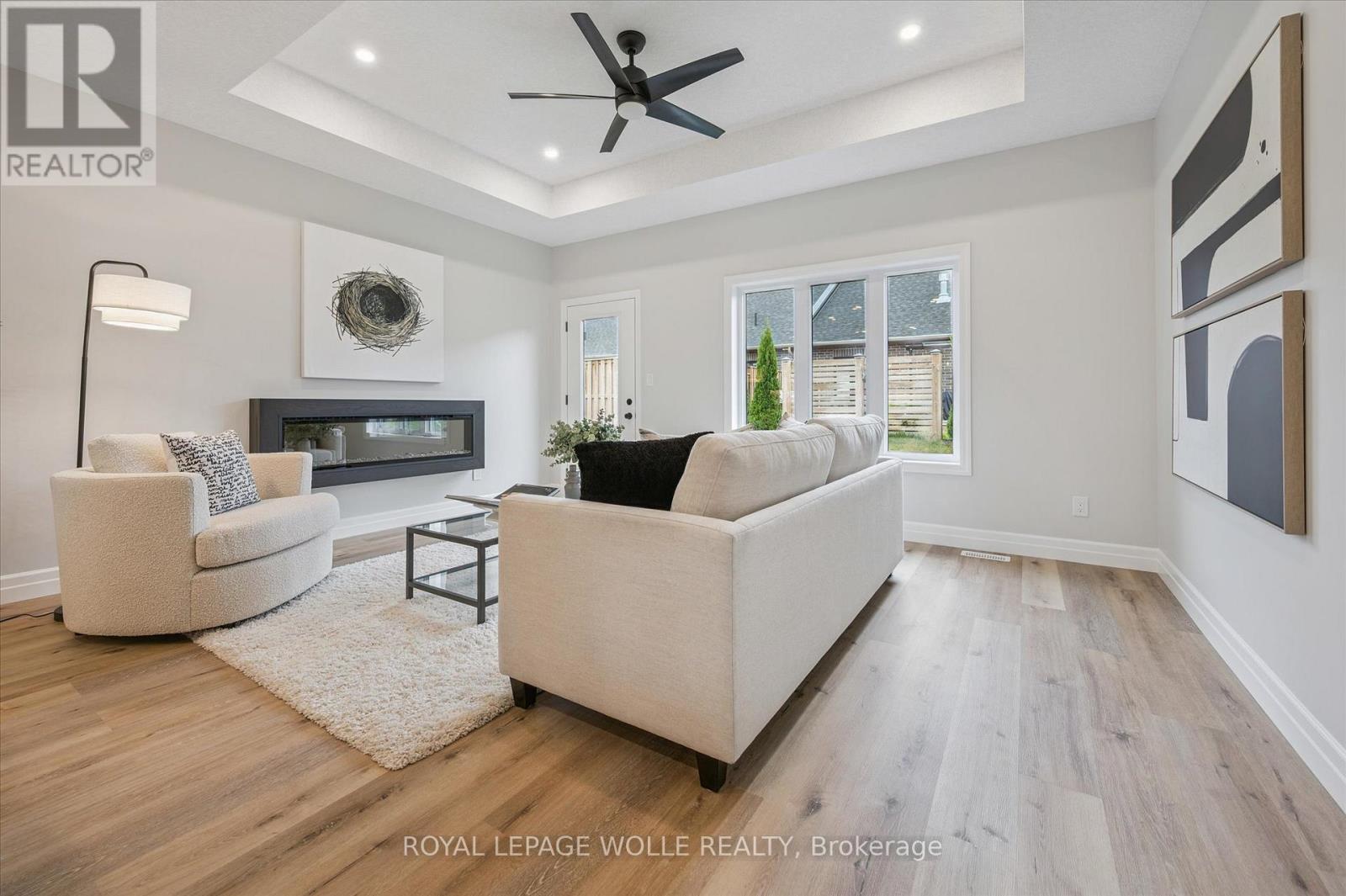 












102 SOUTH PARKWOOD BOULEVARD

,
Woolwich,




Ontario
N3B0E6

