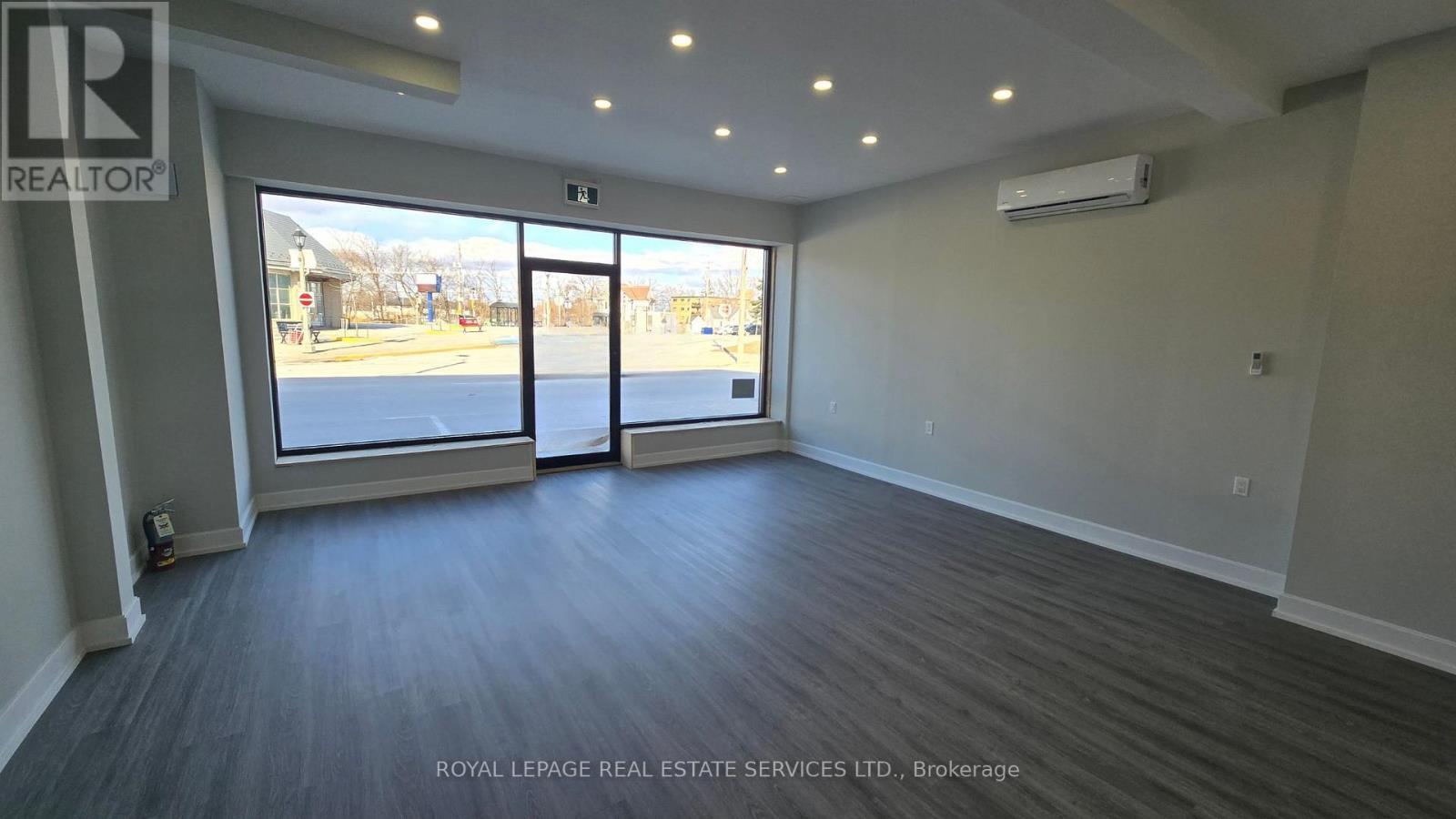 












A - 169 EAST MAIN STREET

,
Welland,




Ontario
L3B3W7


