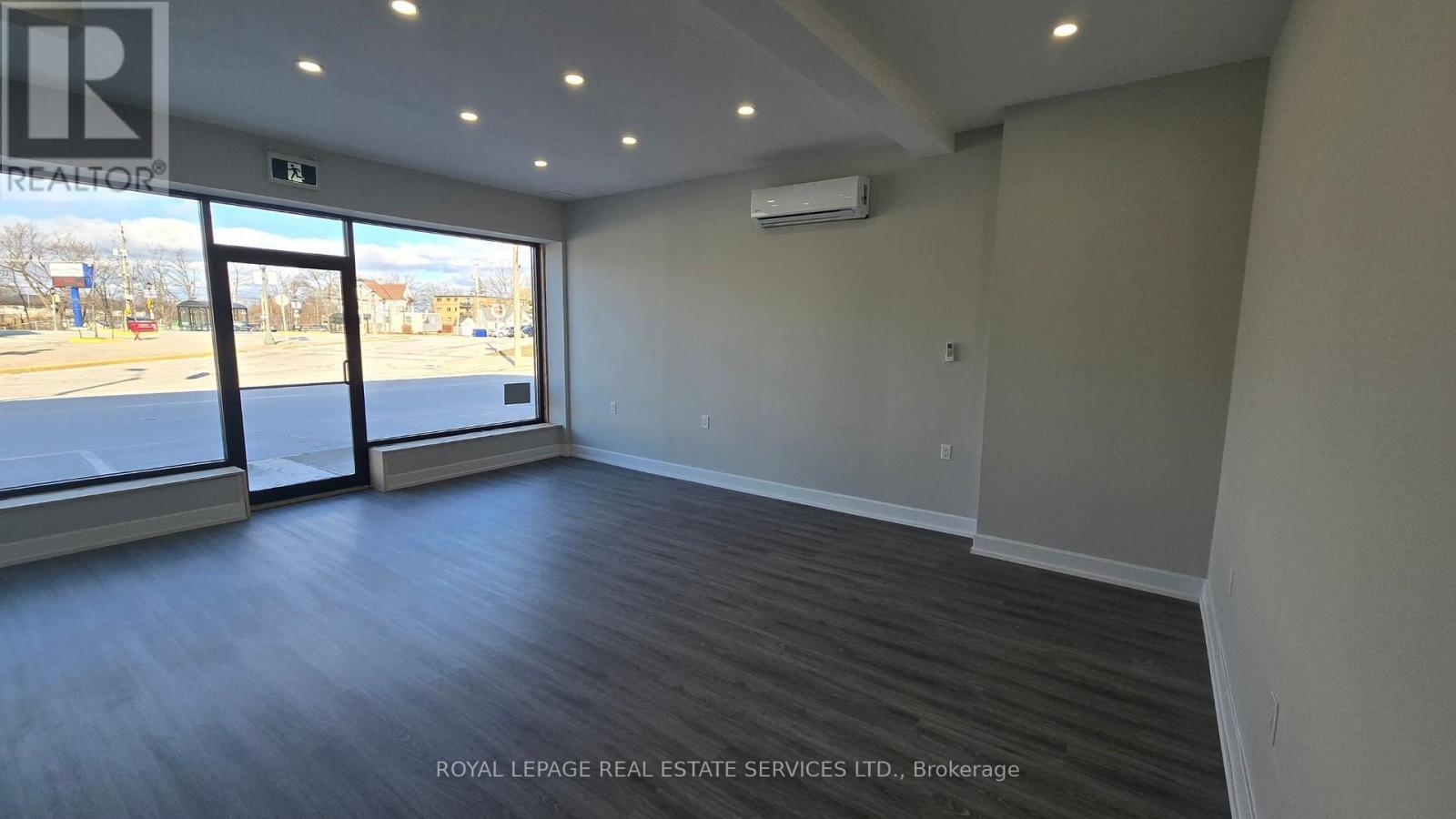 












A - 169 EAST MAIN STREET

,
Welland,




Ontario
L3B3W7

