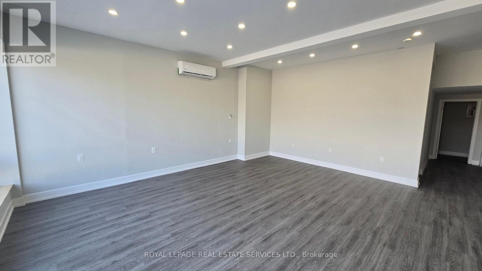












A - 169 EAST MAIN STREET

,
Welland,




Ontario
L3B3W7

