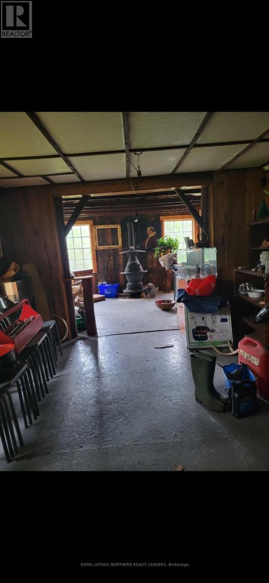 












209 11 HIGHWAY

,
Fauquier-Strickland,




Ontario
P0L1G0

