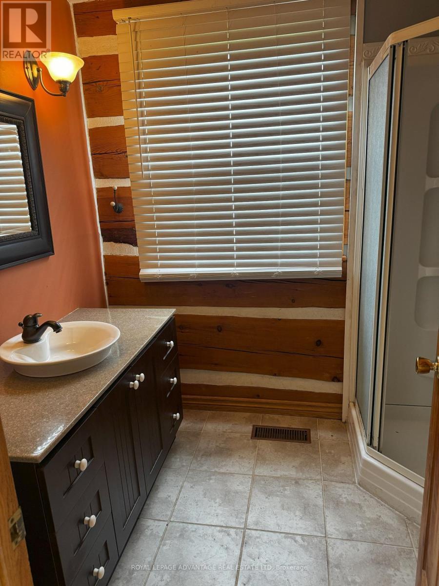 












627 LAKE STREET

,
Rideau Lakes,




Ontario
K0G1G0

