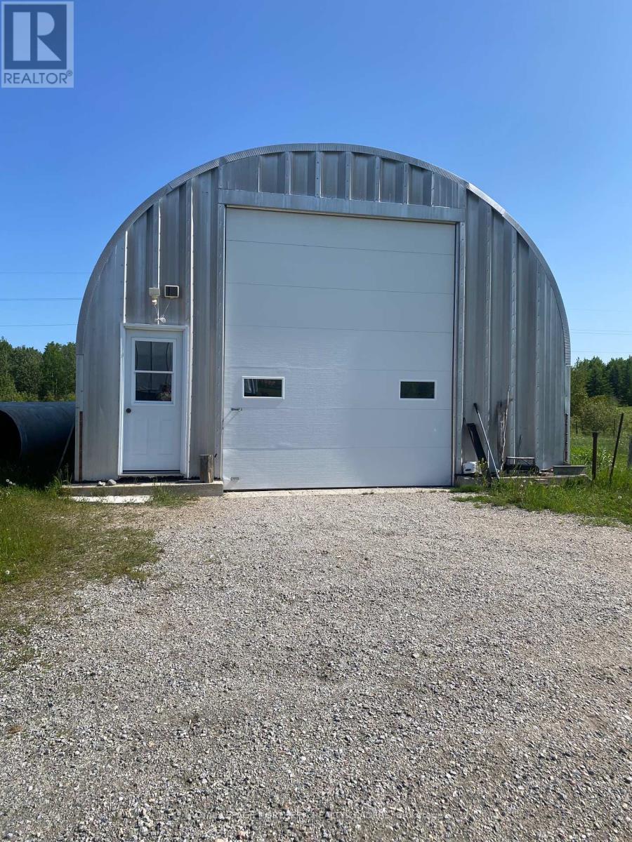 












211 11 HIGHWAY

,
Fauquier-Strickland,




Ontario
P0L1G0

