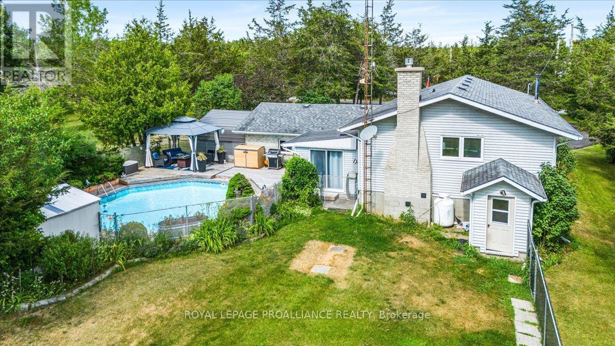 












2475C SHANNONVILLE ROAD

,
Tyendinaga (Tyendinaga Township),




Ontario
K0K2V0

