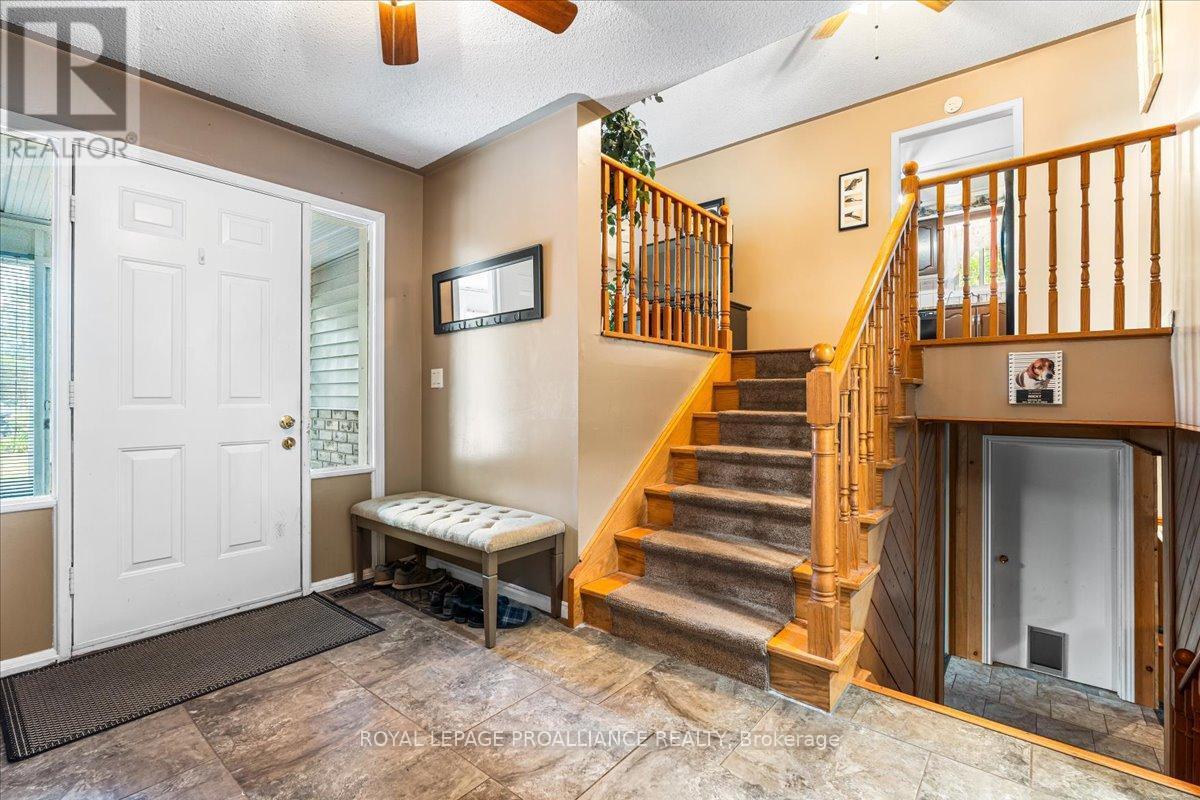 












2475C SHANNONVILLE ROAD

,
Tyendinaga (Tyendinaga Township),




Ontario
K0K2V0

