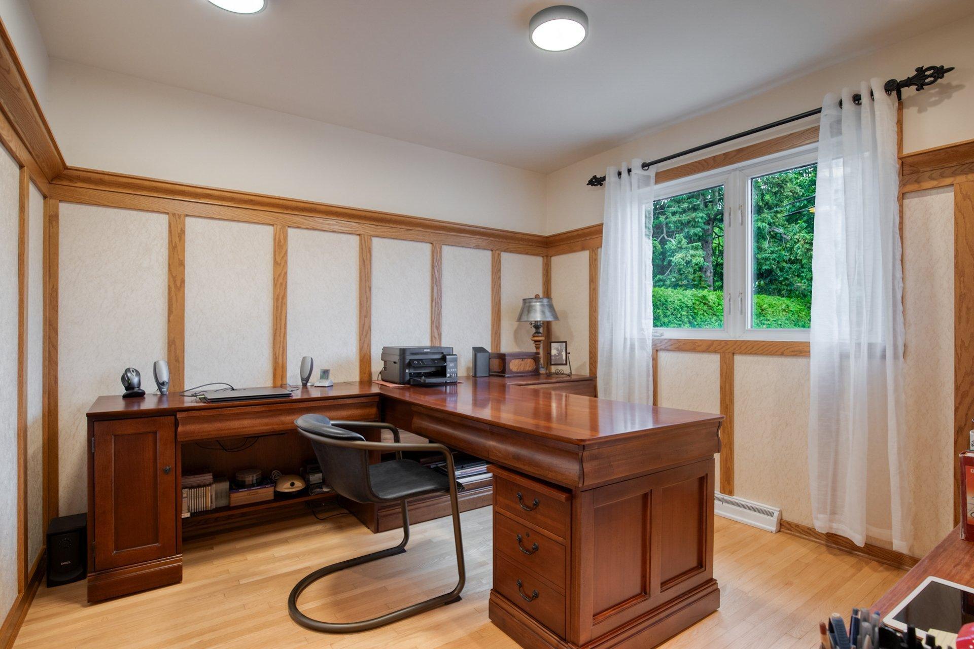 









2635


Rue Périgny

,
Longueuil (Le Vieux-Longueuil),




QC
J4L1S7

