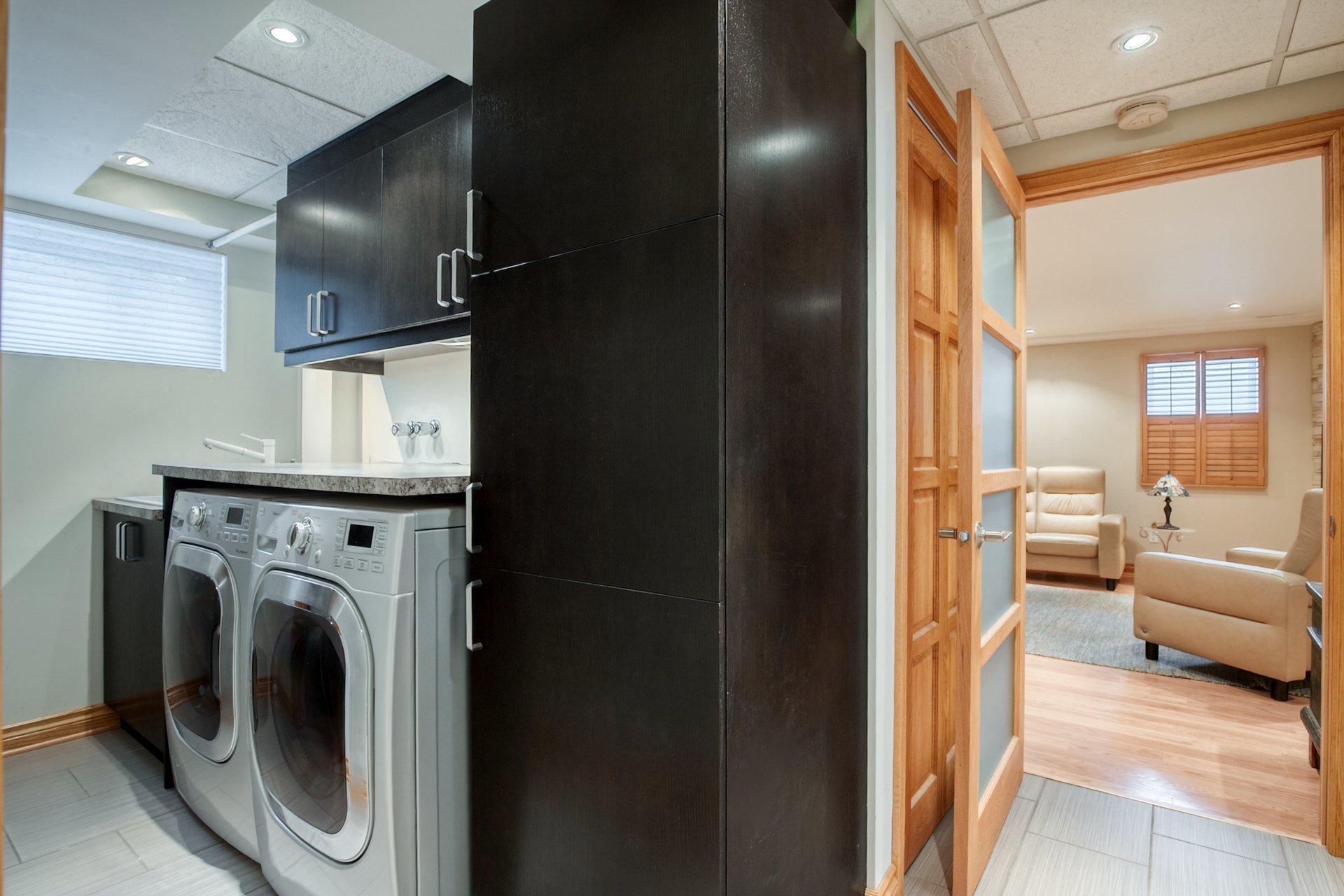 









2635


Rue Périgny

,
Longueuil (Le Vieux-Longueuil),




QC
J4L1S7

