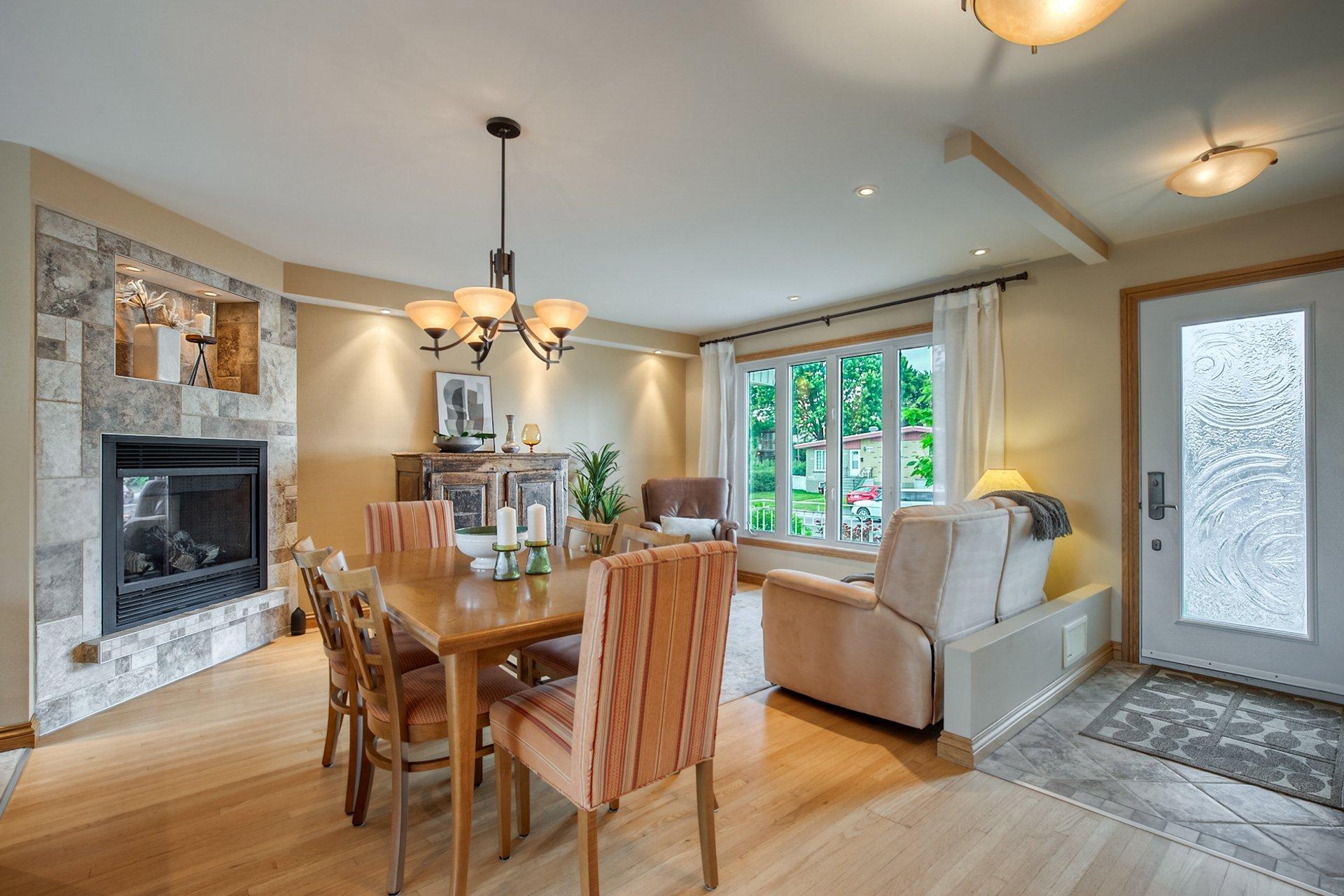 









2635


Rue Périgny

,
Longueuil (Le Vieux-Longueuil),




QC
J4L1S7

