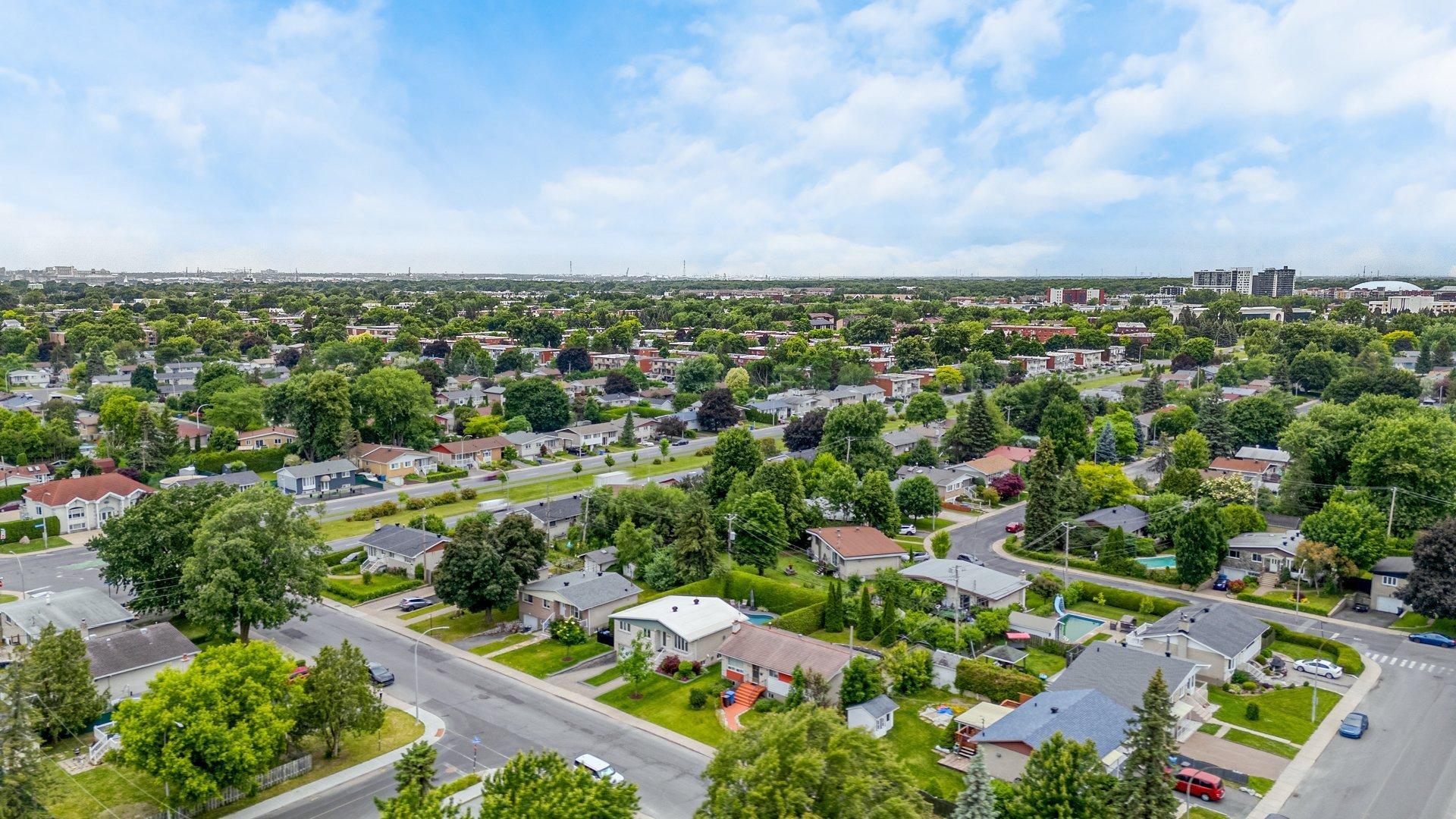 









2635


Rue Périgny

,
Longueuil (Le Vieux-Longueuil),




QC
J4L1S7

