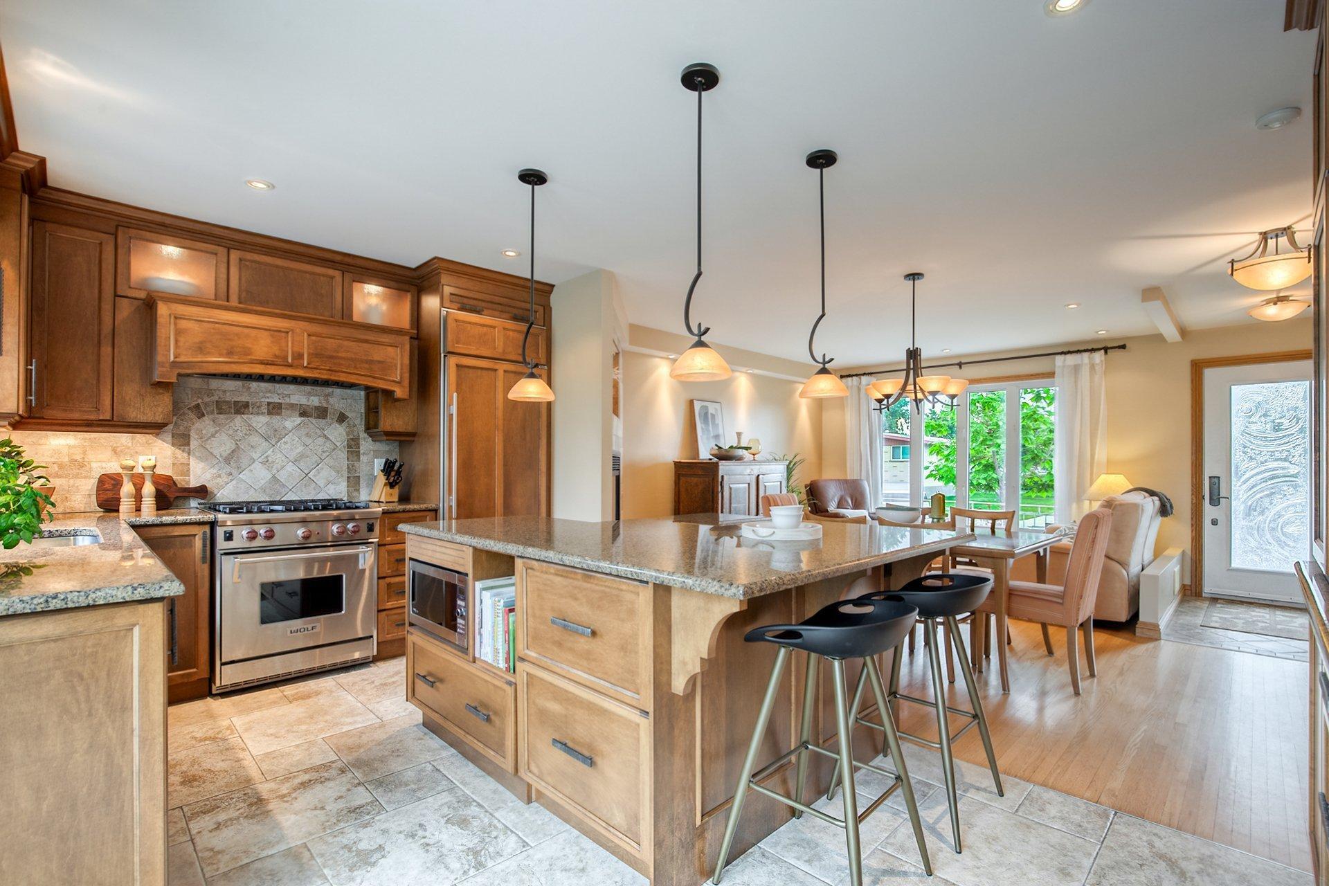 









2635


Rue Périgny

,
Longueuil (Le Vieux-Longueuil),




QC
J4L1S7

