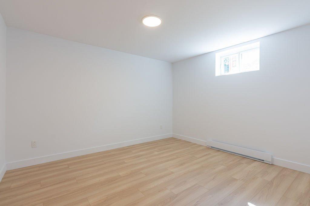 









1063


Rue Galinée

,
Saint-Bruno-de-Montarville,




QC
J3V3W5

