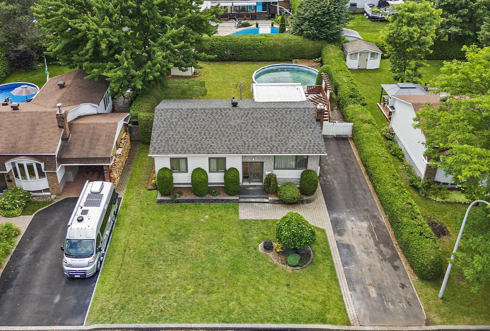 









1063


Rue Galinée

,
Saint-Bruno-de-Montarville,




QC
J3V3W5

