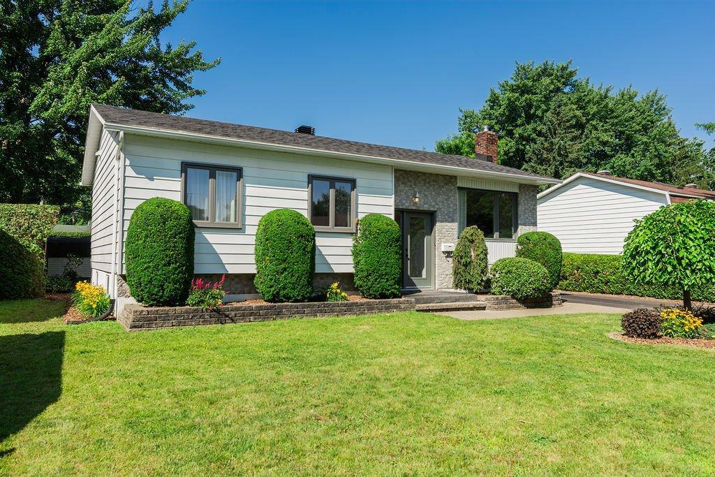 









1063


Rue Galinée

,
Saint-Bruno-de-Montarville,




QC
J3V3W5

