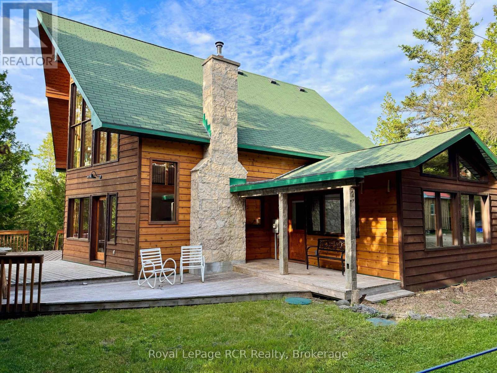












91 LITTLE PINE DRIVE

,
Northern Bruce Peninsula,




Ontario
N0H1W0

