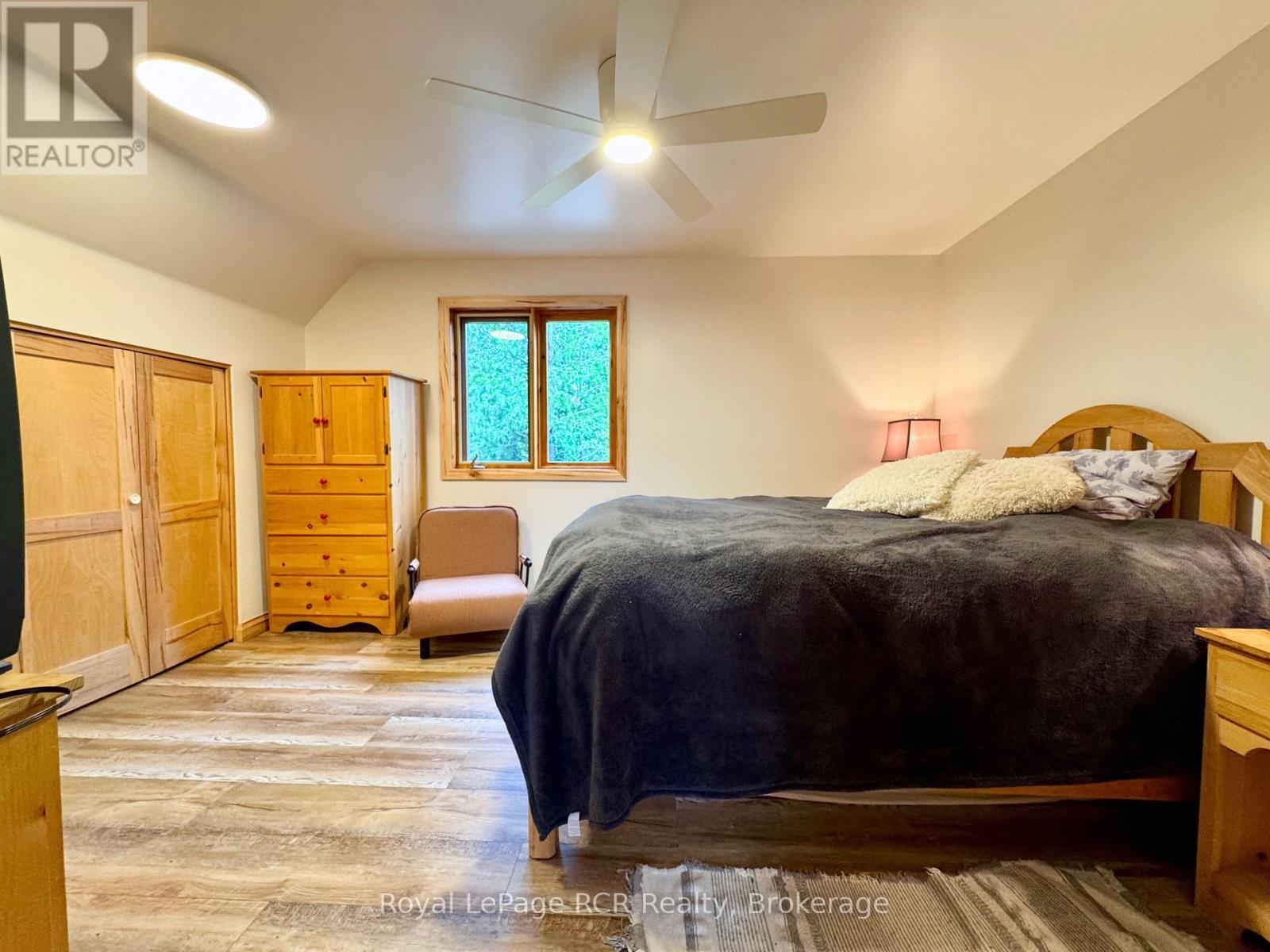 












91 LITTLE PINE DRIVE

,
Northern Bruce Peninsula,




Ontario
N0H1W0

