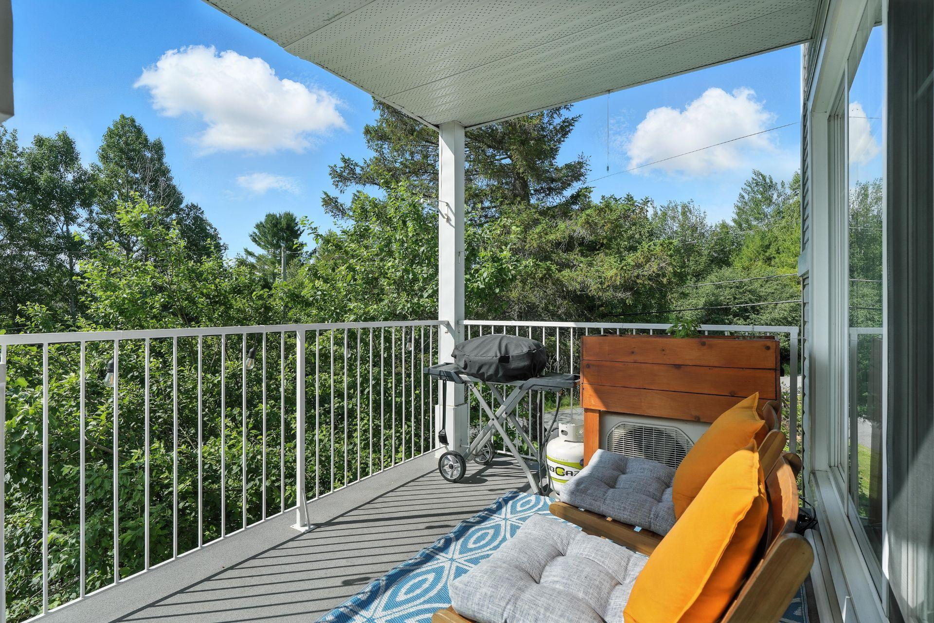 









162


Rue Desjardins

,
Magog,




QC
J1X0L8

