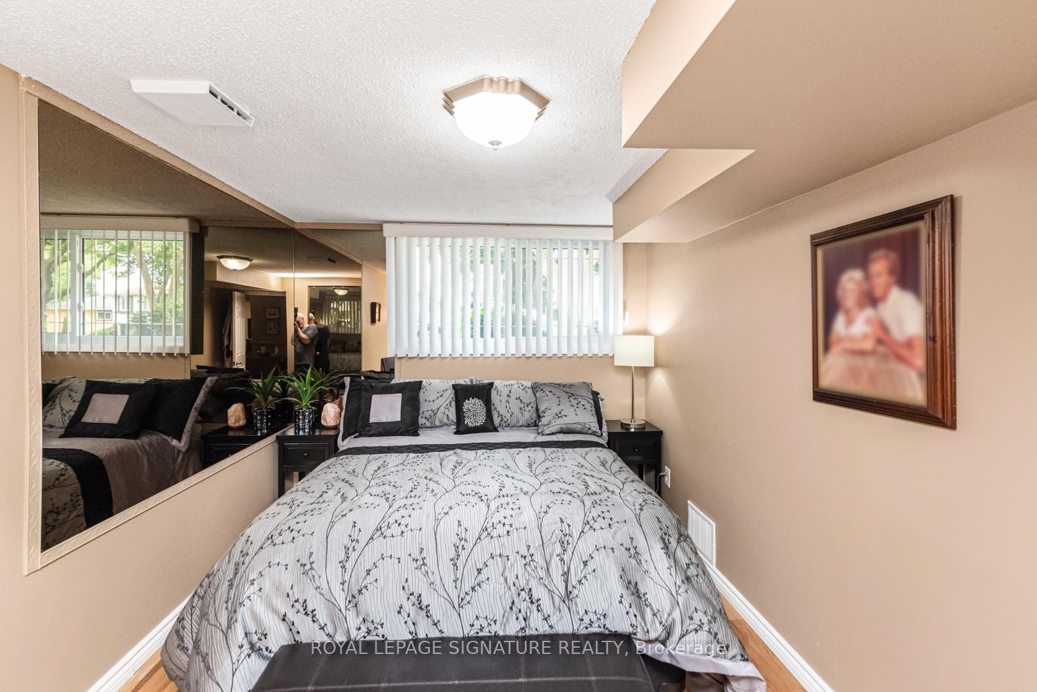 









55


Hanover

Place,
Hamilton,




ON
L8K 5X7

