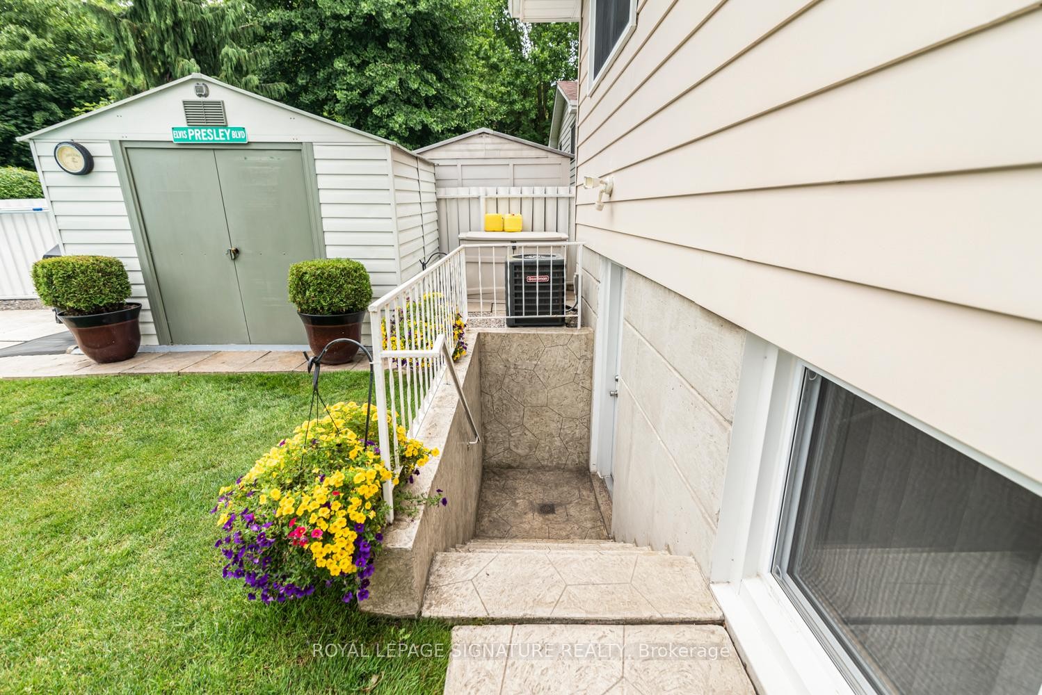 









55


Hanover

Place,
Hamilton,




ON
L8K 5X7

