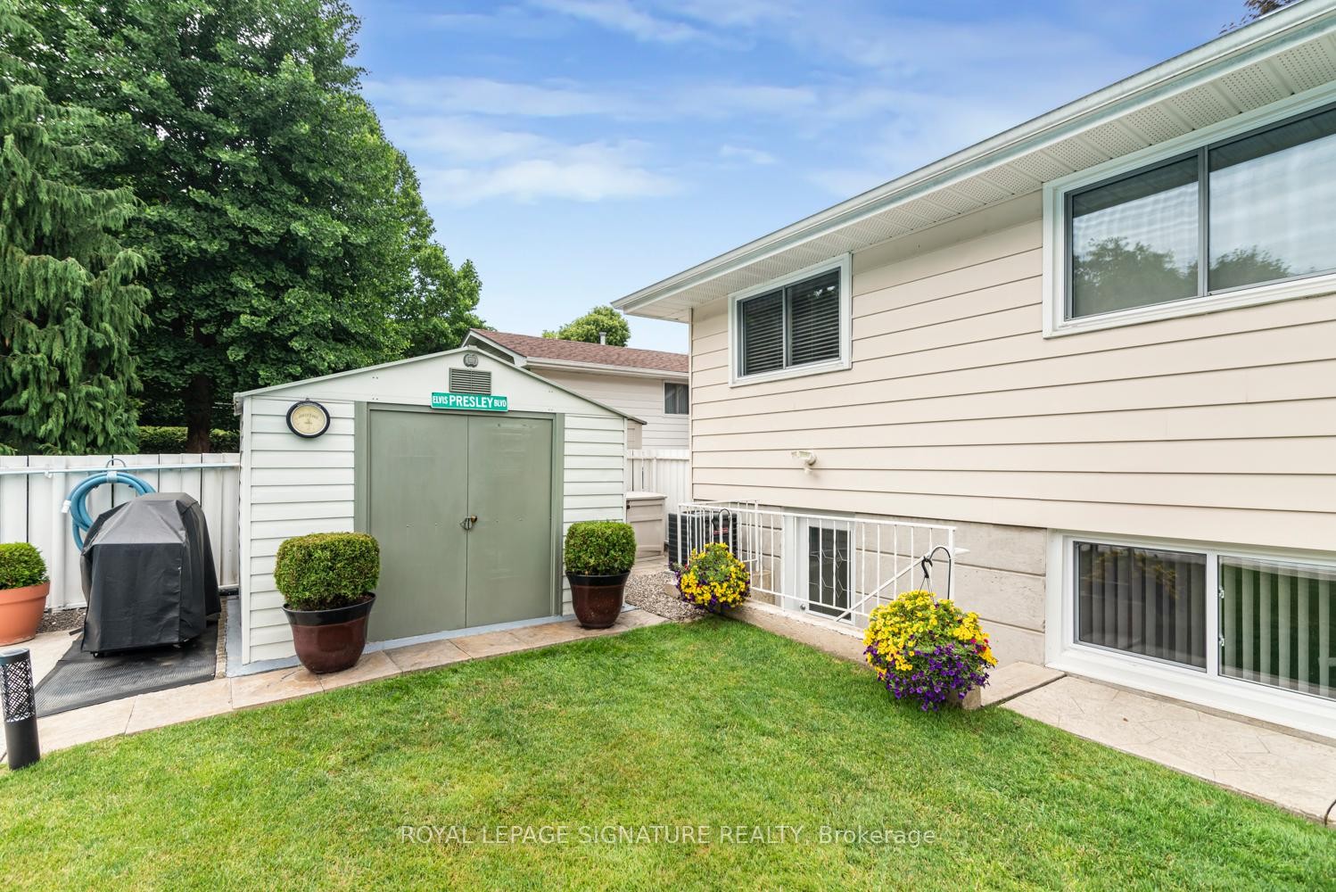 









55


Hanover

Place,
Hamilton,




ON
L8K 5X7


