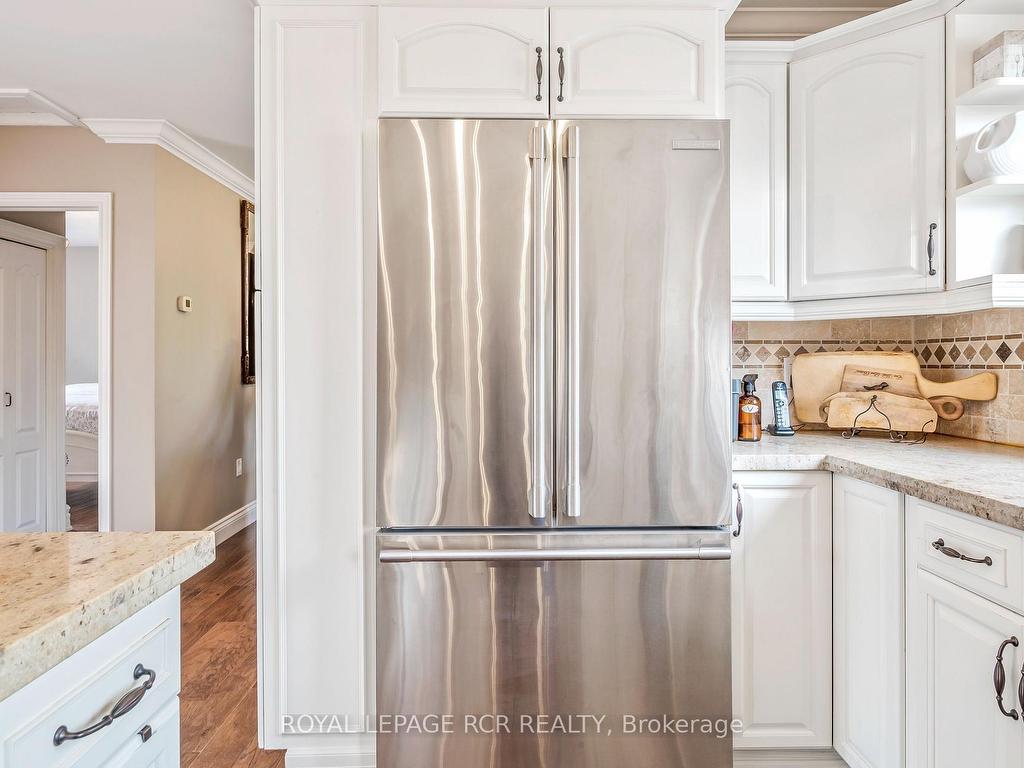 









17


King

Street,
Caledon,




ON
L7K 0C5

