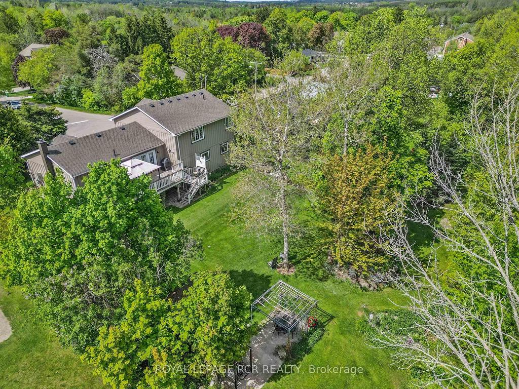 









17


King

Street,
Caledon,




ON
L7K 0C5


