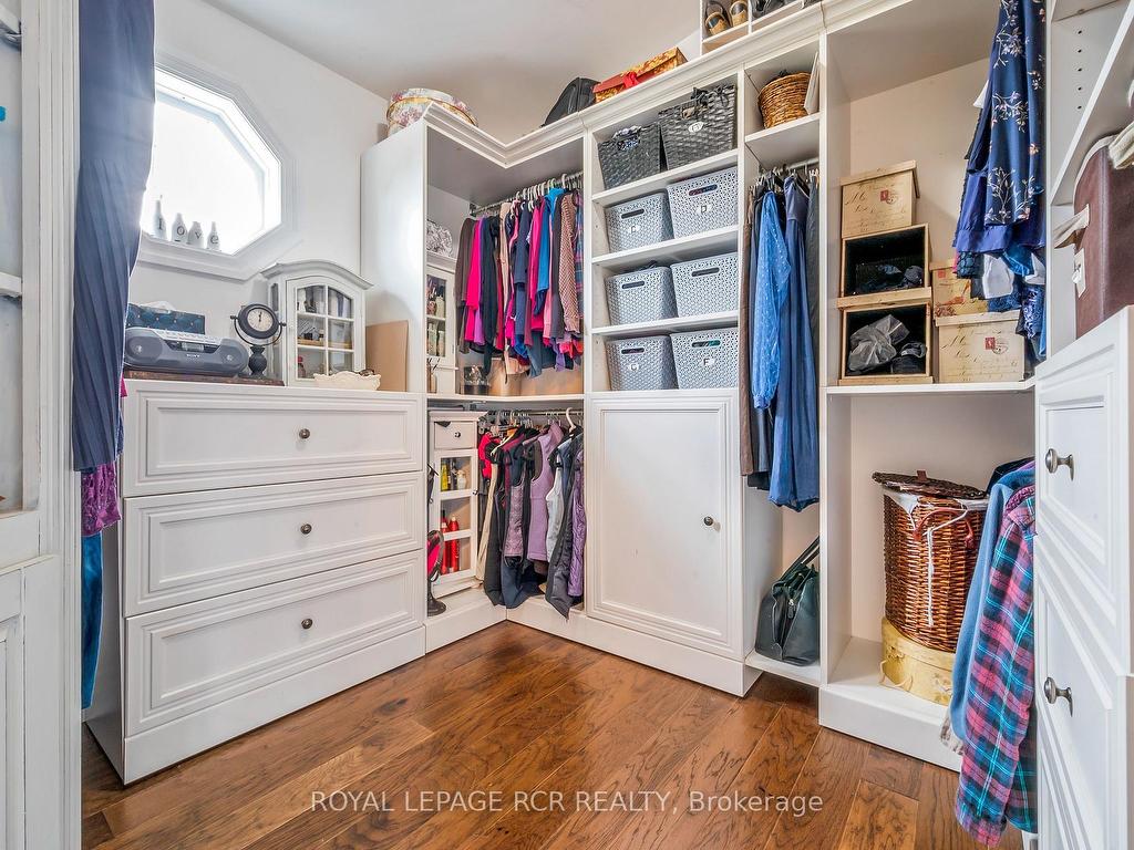 









17


King

Street,
Caledon,




ON
L7K 0C5

