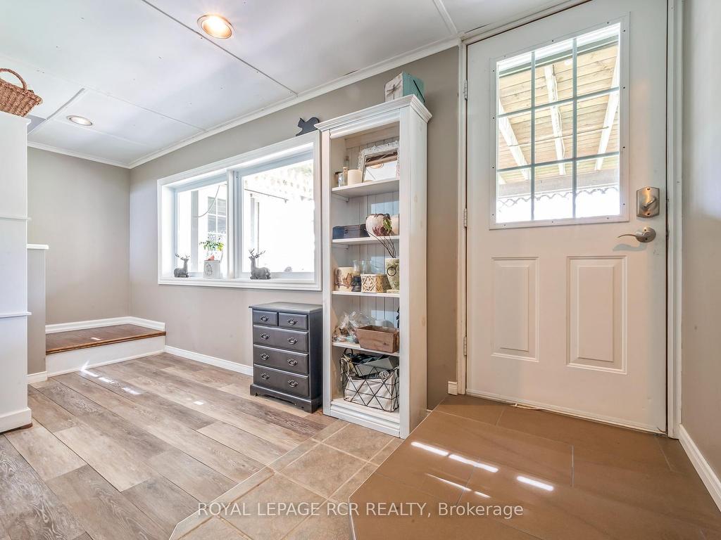 









17


King

Street,
Caledon,




ON
L7K 0C5

