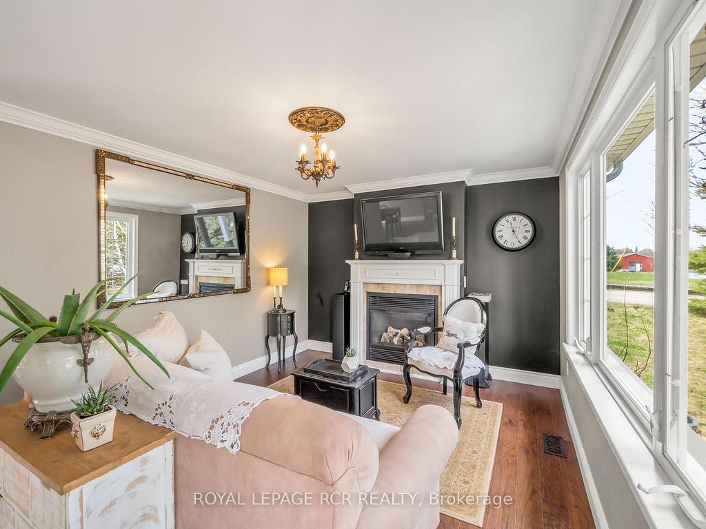 









17


King

Street,
Caledon,




ON
L7K 0C5

