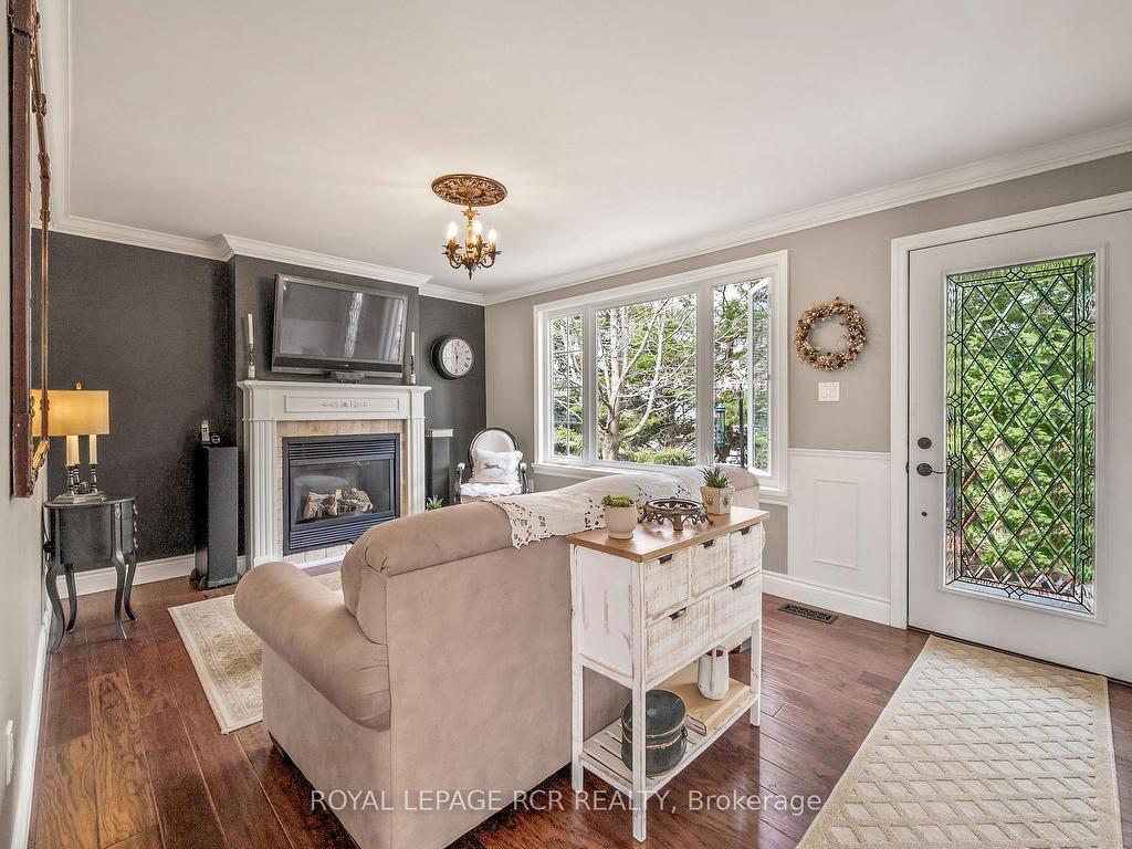 









17


King

Street,
Caledon,




ON
L7K 0C5

