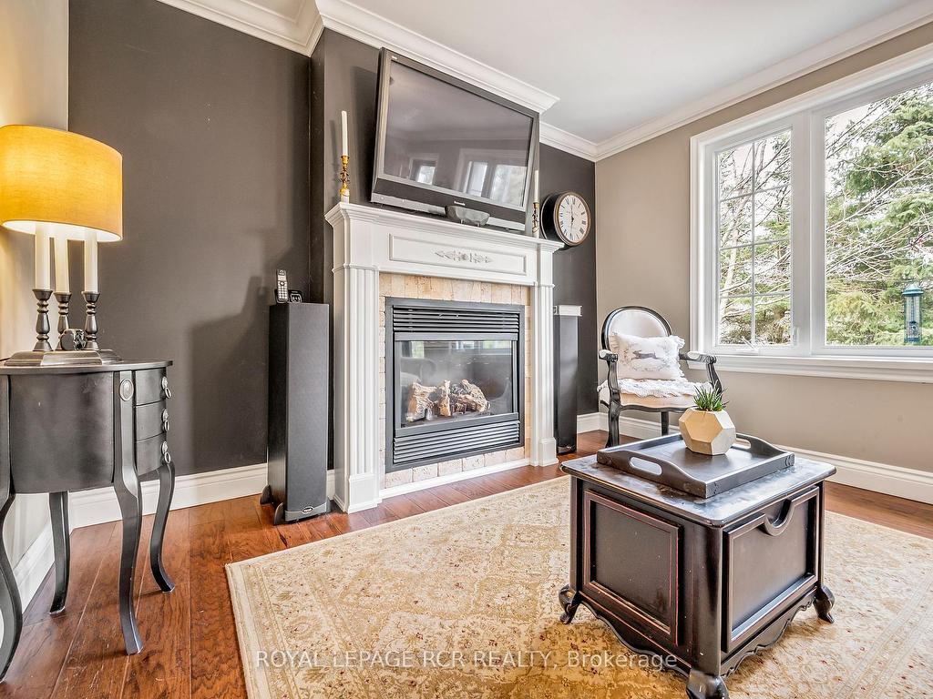 









17


King

Street,
Caledon,




ON
L7K 0C5

