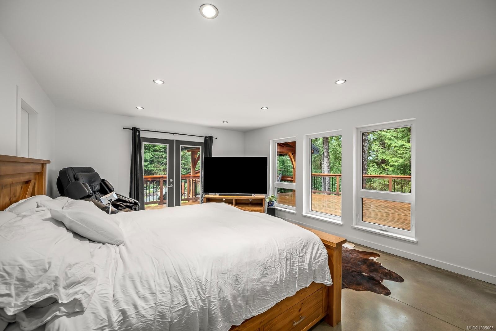 









2640


Conville Bay

Rd,
Quadra Island,




BC
V0P 1H0

