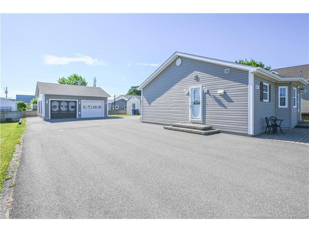









158


3e rue

ST,
Shippagan,




NB
E8S 1V2

