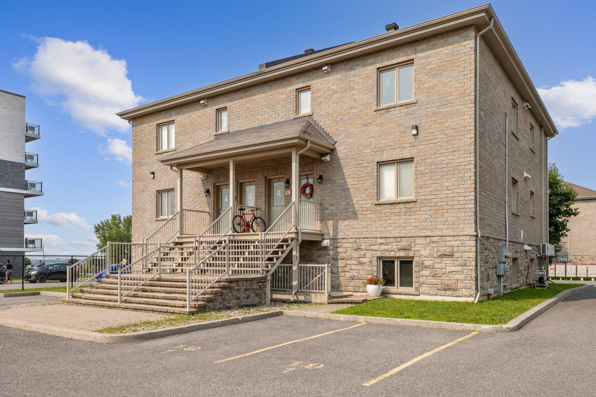 









19


Rue de la Forge

, 1,
Gatineau (Aylmer),




QC
J9J0E1

