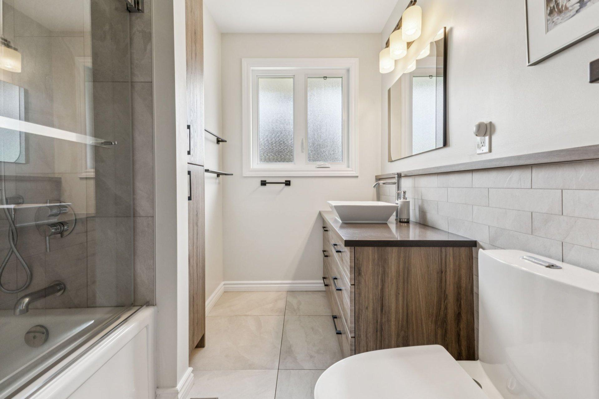 









40


Rue de Provence

,
Gatineau (Gatineau),




QC
J8T4V1

