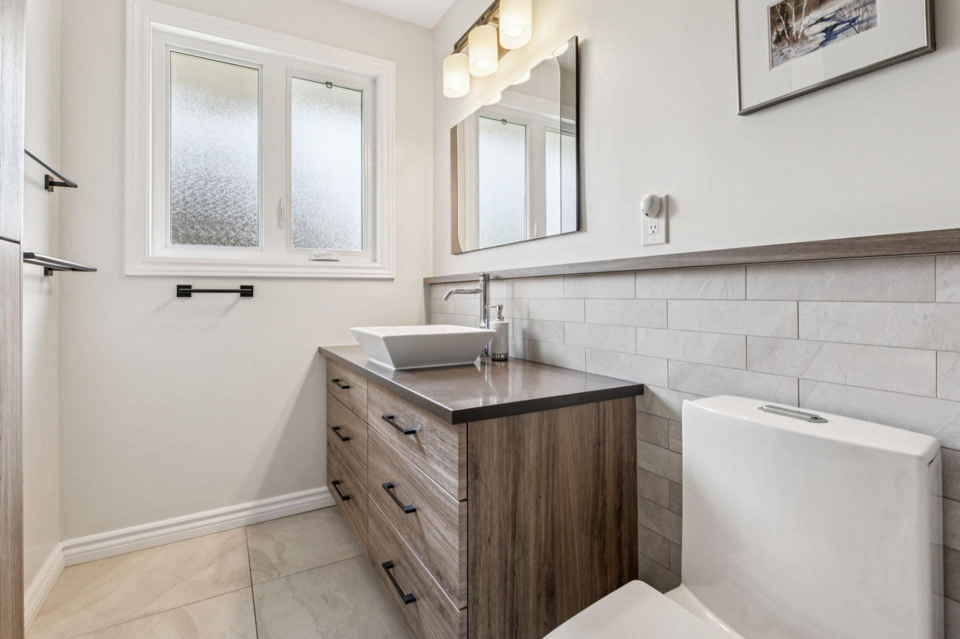 









40


Rue de Provence

,
Gatineau (Gatineau),




QC
J8T4V1

