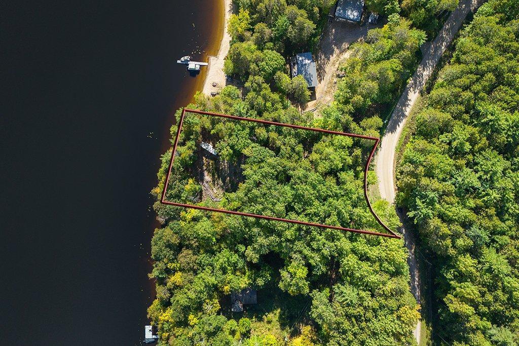 












Ch. Harmony Bay

,
L'Île-du-Grand-Calumet,







QC
J0X1J0

